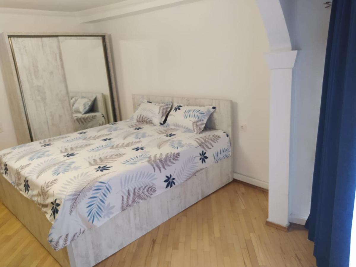 Apartment Dry Bridge Tbilisi Exterior photo